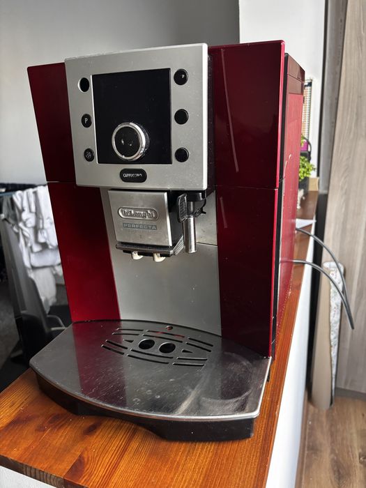 Aparat de cafea DeLonghi perfecta cappucino