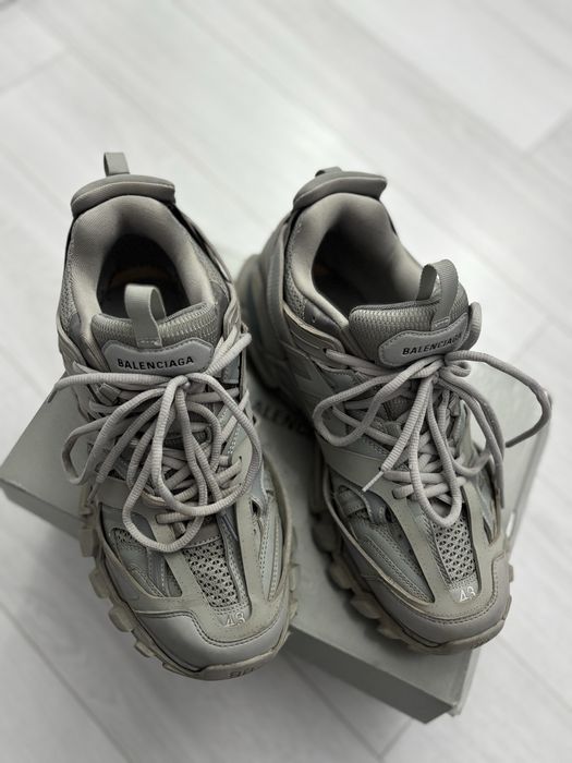 Balenciaga track grey