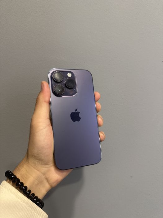 Срочно продаю Айфон 14 про