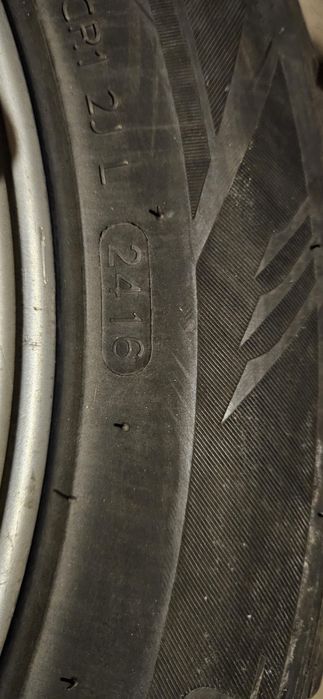 Vand jante aliaj cu cauciuri de iarna