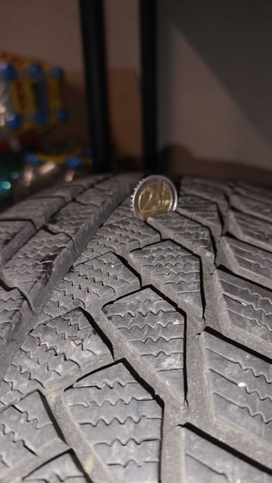 Зимни гуми Continental Winter Contact TS850P 215/65/17 99H SUV на три сезона, 7 000км.