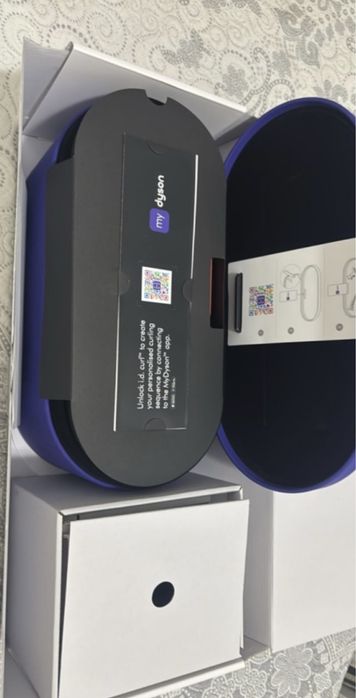 Dyson HS08 Airwrap Curly Coily