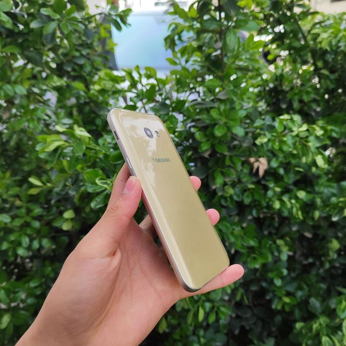 Samsung A7 dadtavka bor