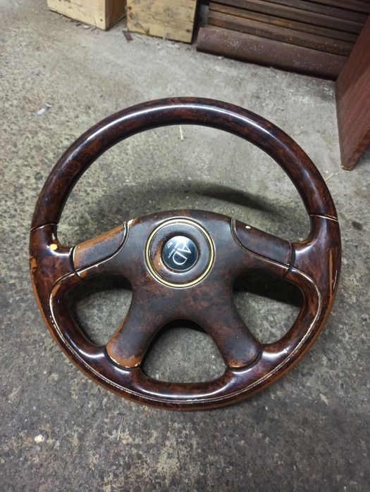 Продается руль под дерево