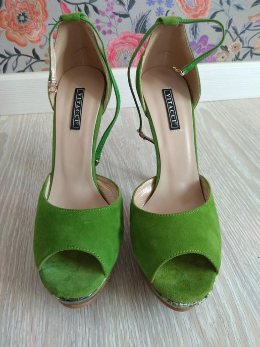 Босоножки 40 размер