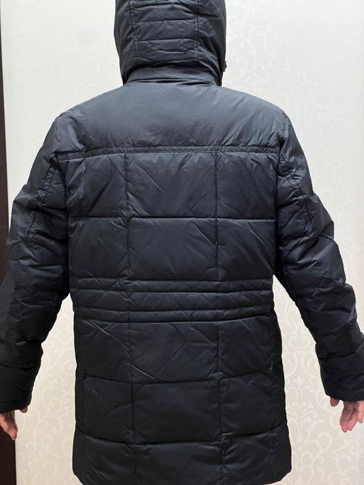 одежда . зимний мужской пуховик