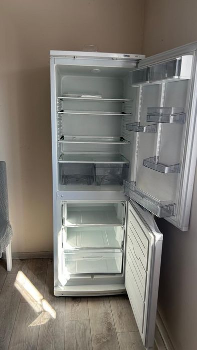 Продам холодильники бу на разбор