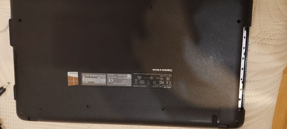 Ноутбук Asus продается
