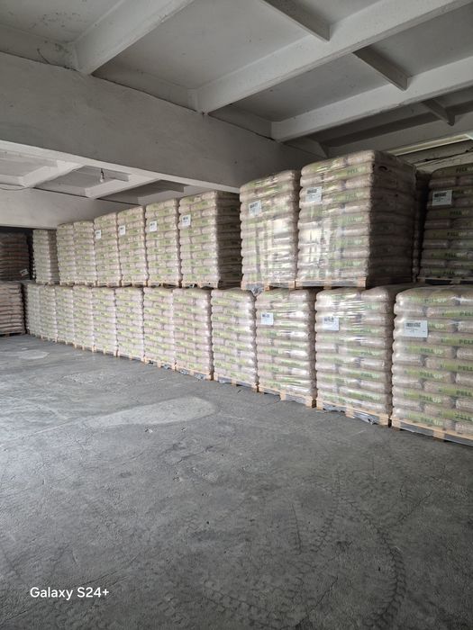 Peleti rasinoase cea mai buna calitate En plusA¹