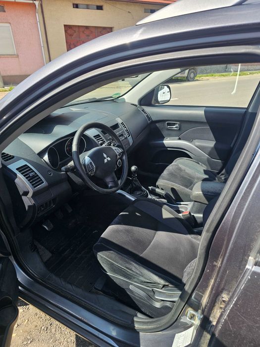 Vand Mitsubishi Outlander  Diesel 2.0