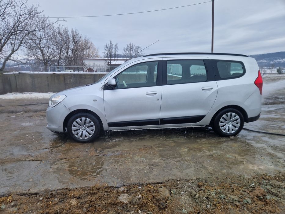 Vând Dacia Lodgy