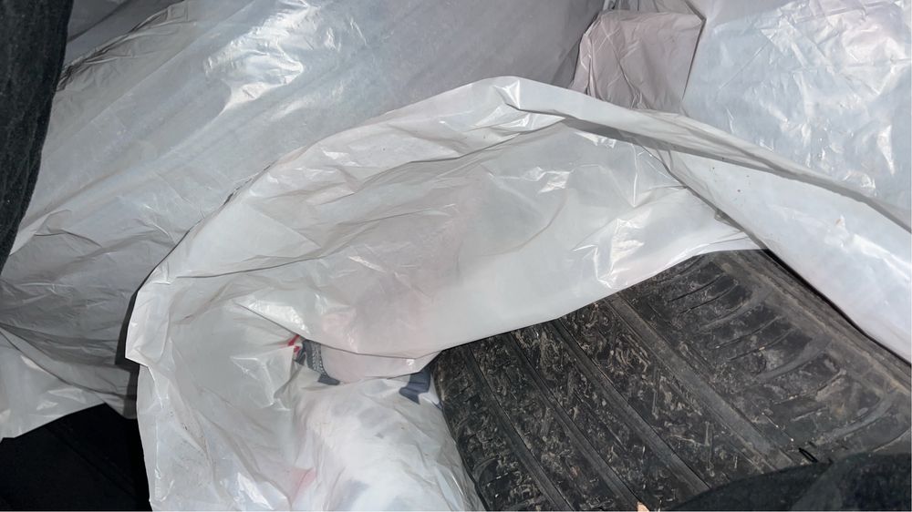 Продам летнию резину  в нормальном состоянии