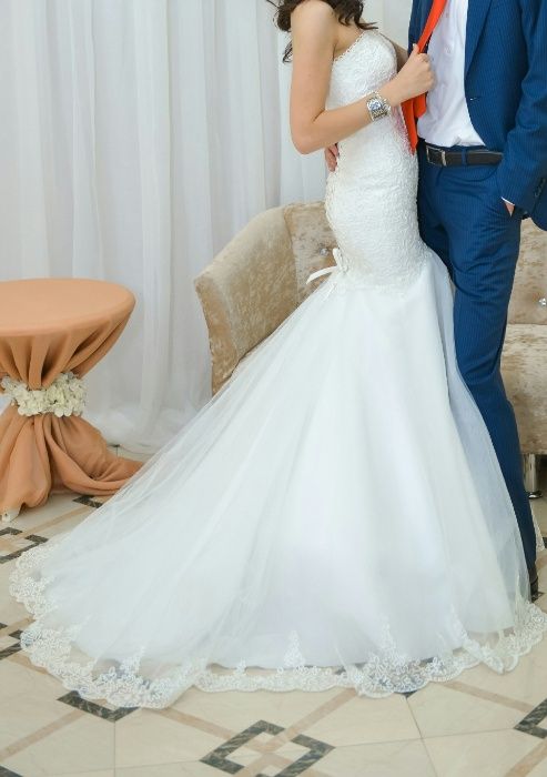 Продаю свадебное платье