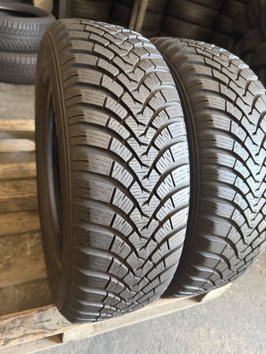 2 anvelope iarna 215/65/16 Falken 7.3 mm!
