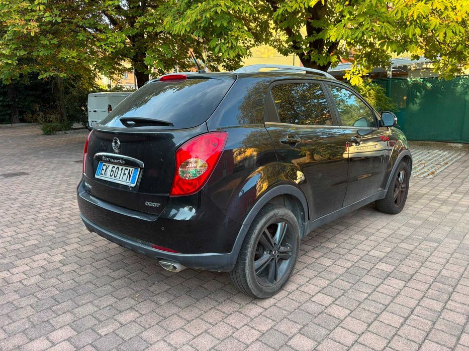 SsangYong Korando Classy Navi 2.0 e-XDi Diesel 175 CP 2011 Automată