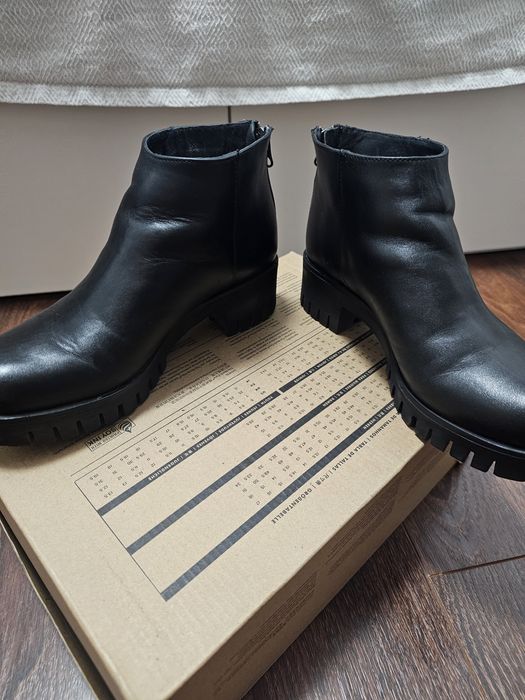 Дамски боти естествена кожа Bata