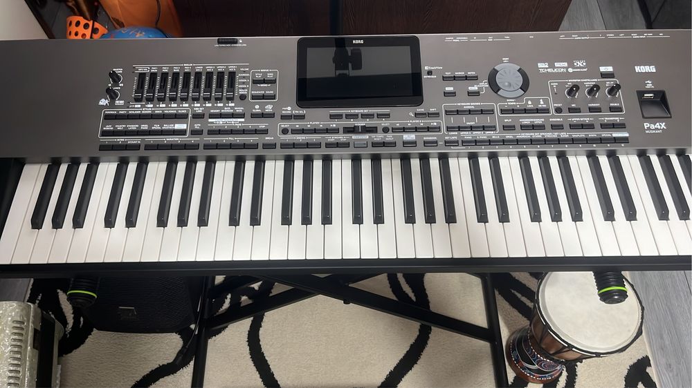 Orga korg pa4x 76 clape