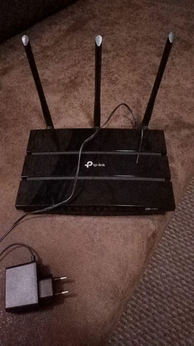 Продам роутер бу