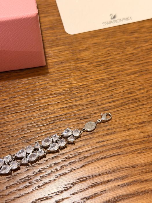 Swarovski Mesmera bracelet