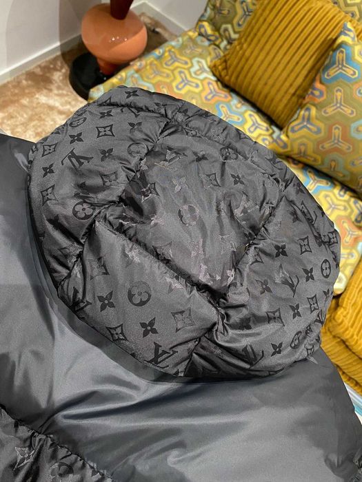 Geaca cu puf Louis Vuitton Premium