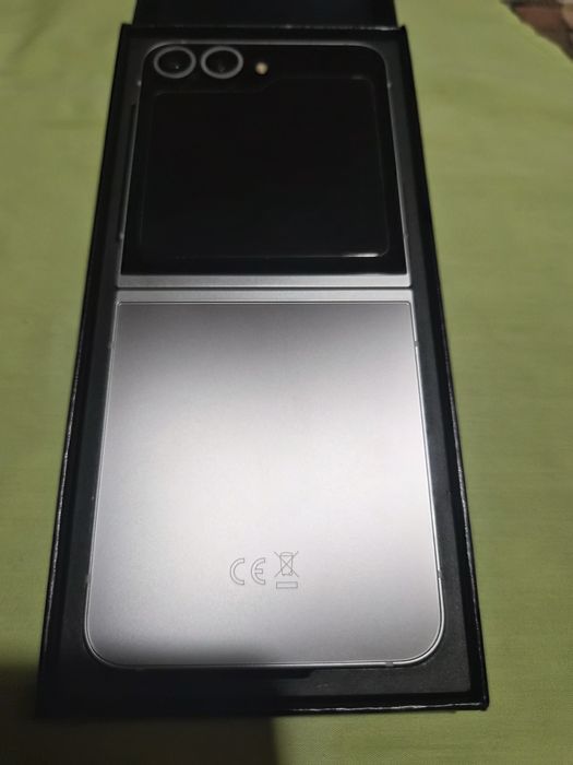 Samsung galaxy z flip 6