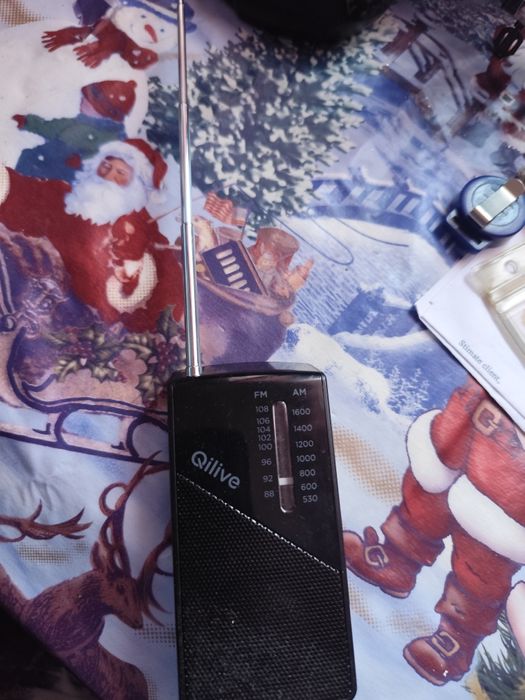 Vînd radio fm portabil