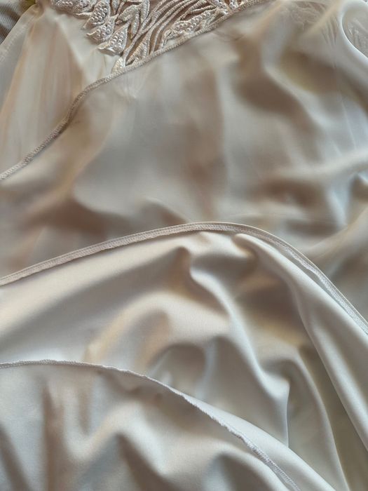 Бутикова сватбена рокля – носена еднократно