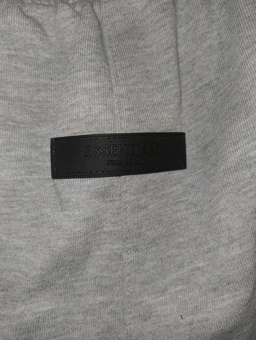 Essentials къси гащи