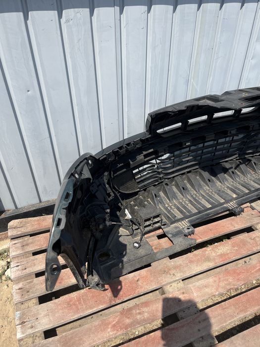 Bara față Renault Megane 3 faza 1 2010