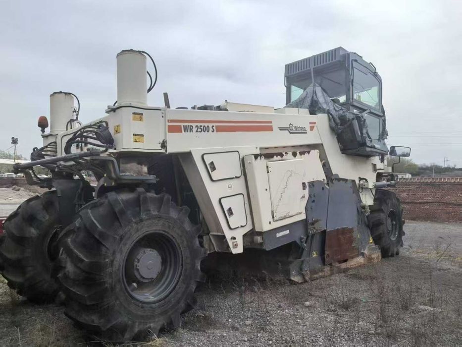 Ресайклер Wirtgen WR2500S,
$178,700