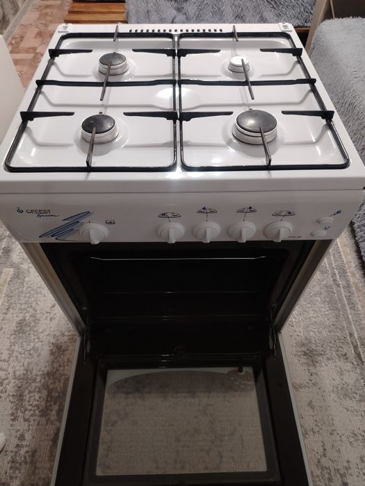 Продам газплиту Гефест