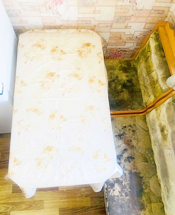 Стол со сиденьями