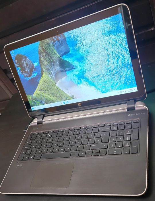 HP Pavilion Notebook 15 i5 8GB RAM
