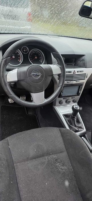 Vând Opel Astra GTC 1.6