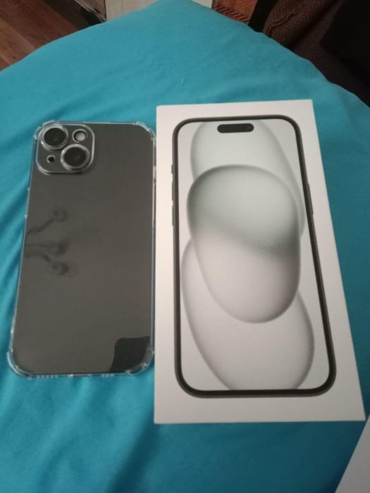 Продам iPhone 15 128гб