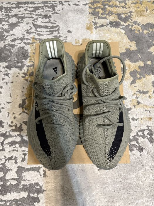 Yeezy 350 V2 Granite