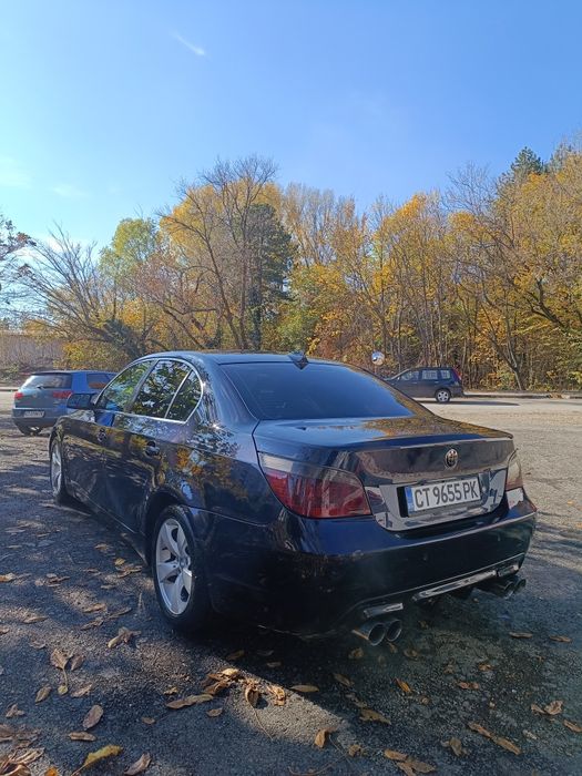 Здравейте! Продавам оригинални прагове за е60