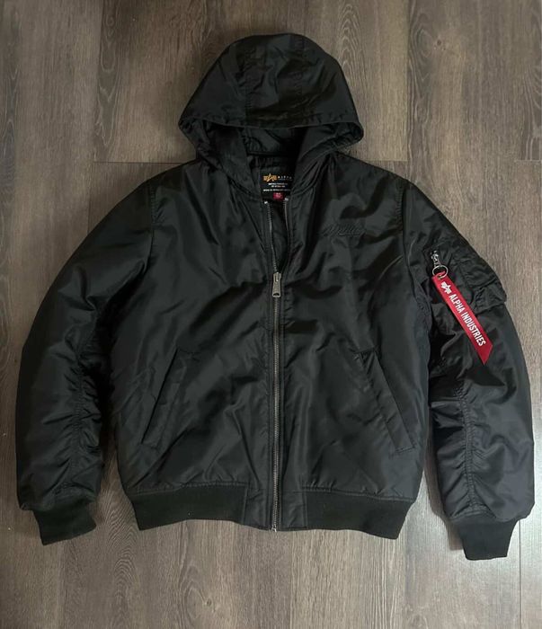 Бомбер Alpha Industries