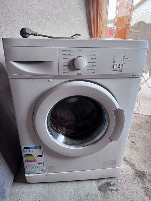 Masina de spalat de 6 kg arctiv