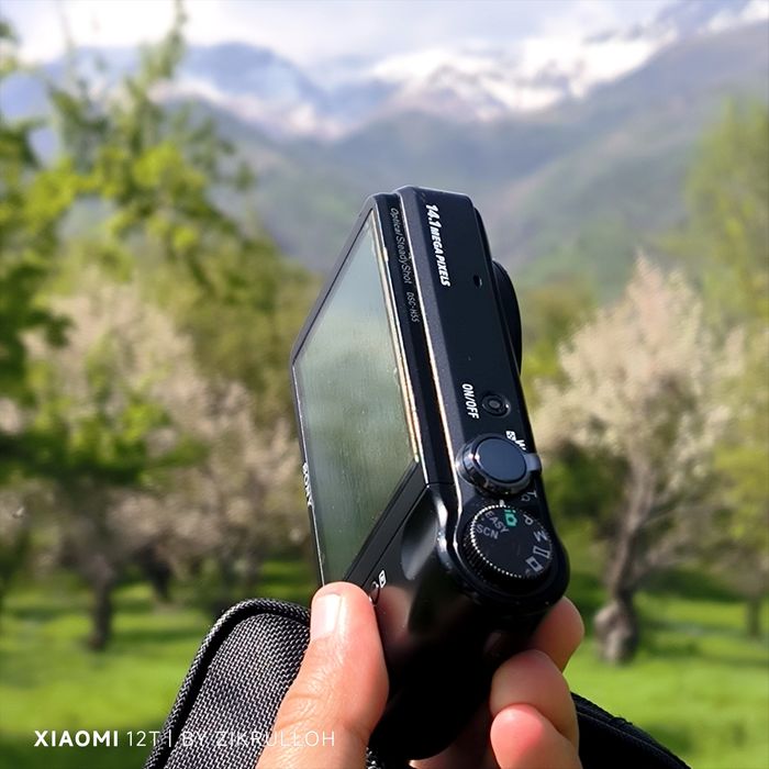 Sony Cyber-shot DSC-H55 ... Полный комплект + 3 аккумулятора