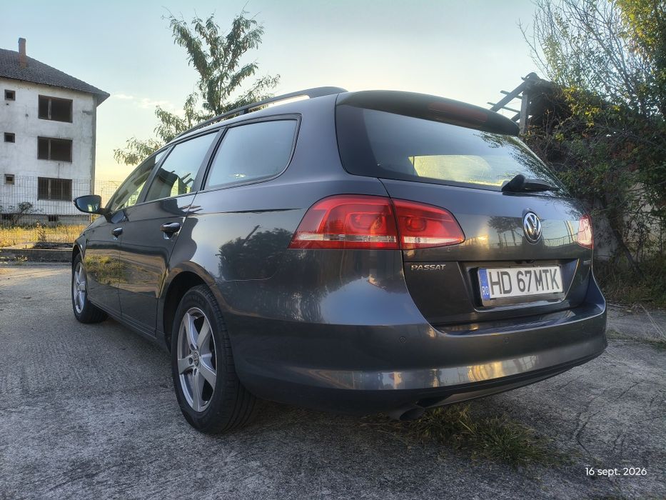Vând Volkswagen Passsat B7 1.6TDI