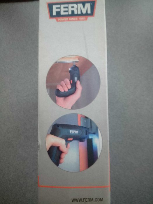 Surubelnita electrica Ferm, acumulator Li-Ion 4v, 1,5Ah, 29 accesorii
