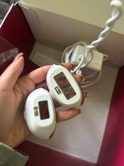 Фотоепилатор Philips BRI921