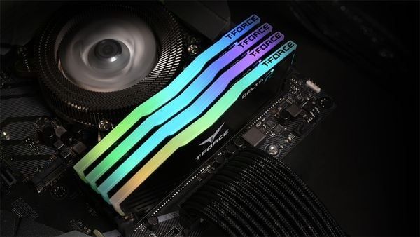 ОЗУ Team Group T-Force Delta RGB 32Gb DDR4