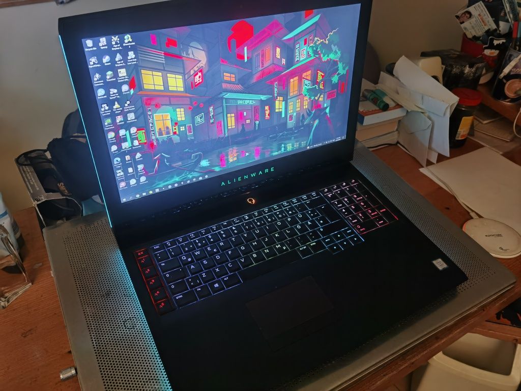 Alienware 17 R4 I7-7820HK GTX 1080 32GB RAM 17.3'' 120Hz 3TB Tobii Eye  Cluj-Napoca • OLX.ro