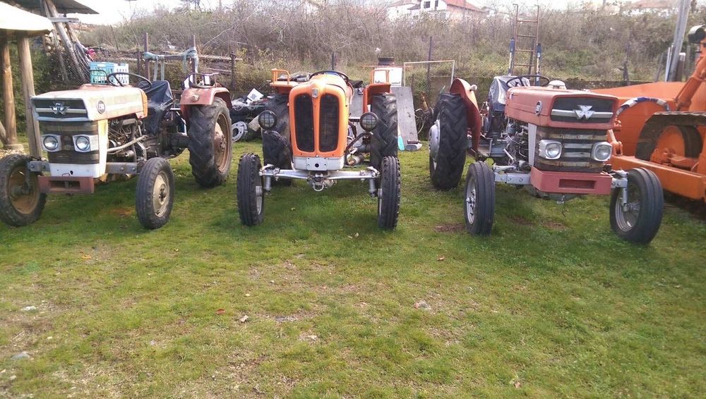 Трактори..
