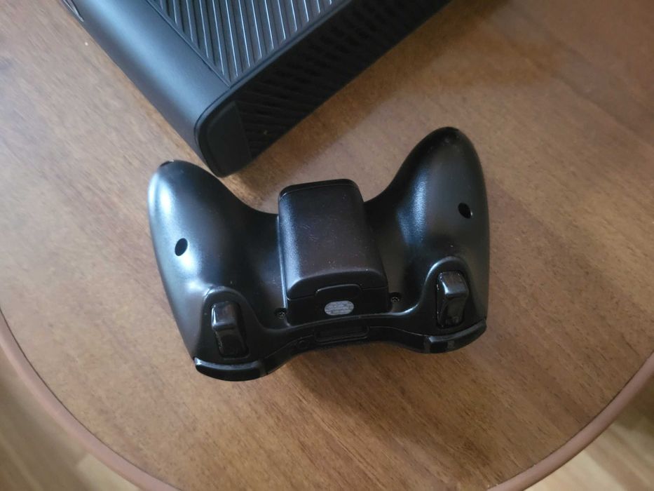 Xbox 360 E, не прошит