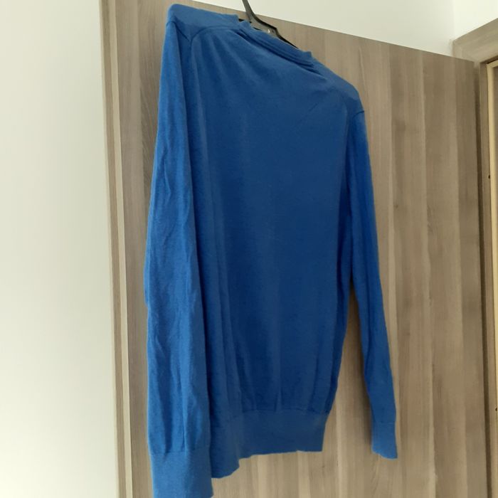 Pulover albastru intens Banana Republic din matase si casmir