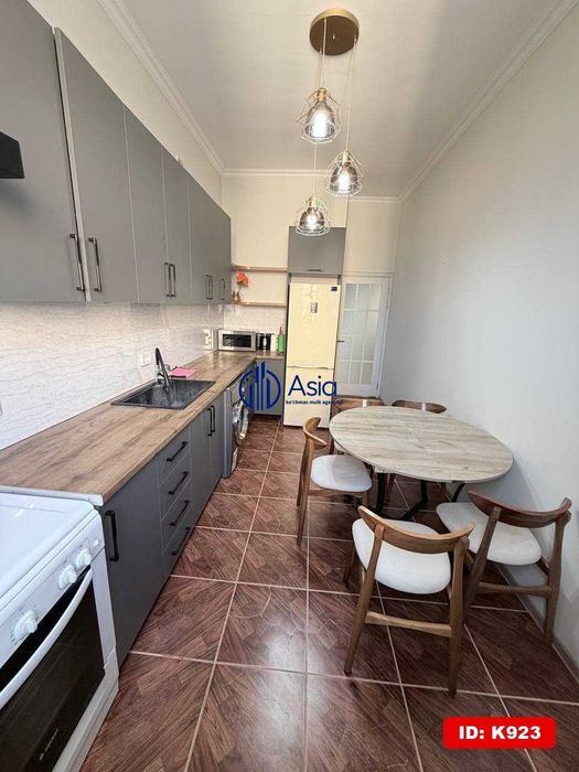 K923 5-mikrdan Srochna 2x xona zamonaviy kvartira sotiladi