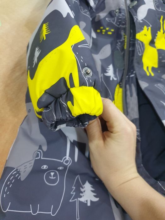 Детский зимний комбинезон ,непромокаемый